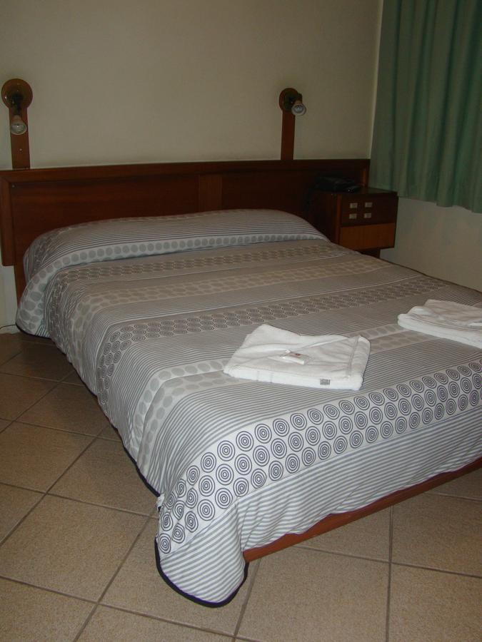 Geranium Hotel Blumenau Exterior foto